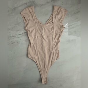 Shein cream bodysuit, ideal for casual or going out occasions